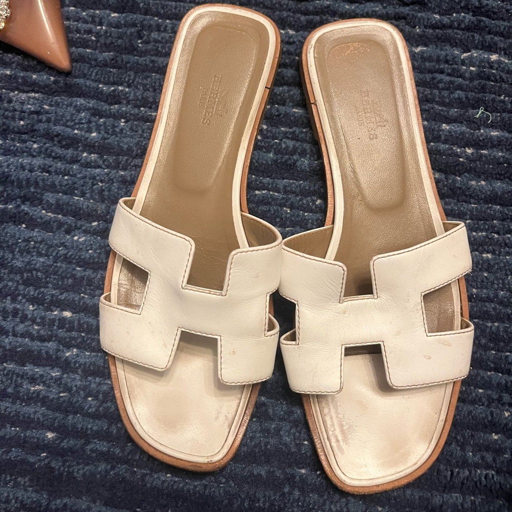 Hermes white Oran size 38